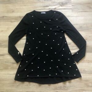 Angela Mara Italy 5% Cashmere Blend Black Long Sleeve Top with Pearl Accents